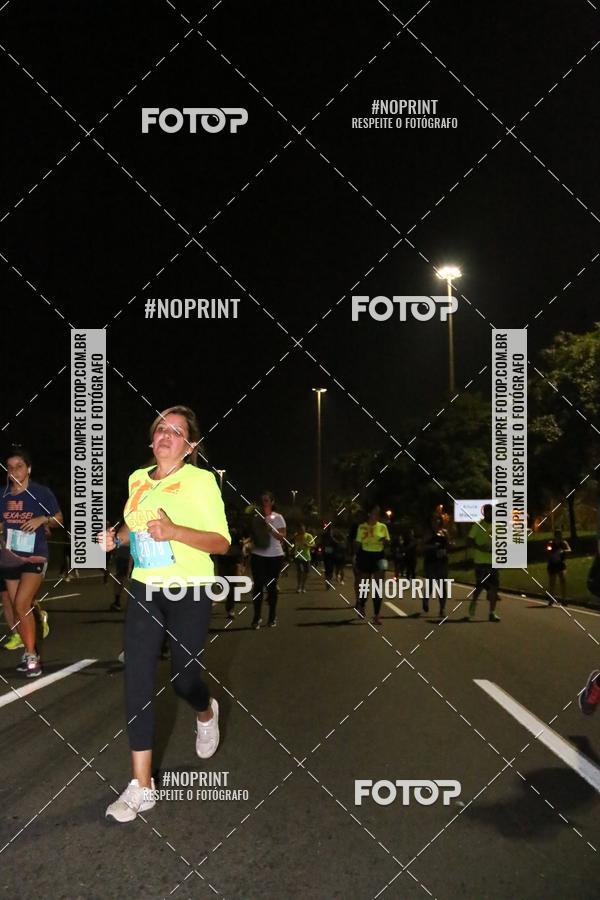 Buy your photos of the eventNight Run 2019 - Pop - Rio de Janeiro on Fotop