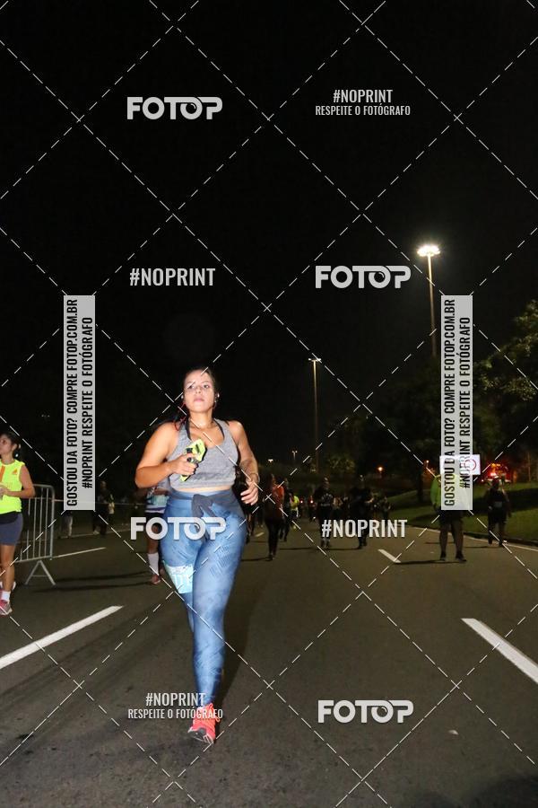Buy your photos of the eventNight Run 2019 - Pop - Rio de Janeiro on Fotop