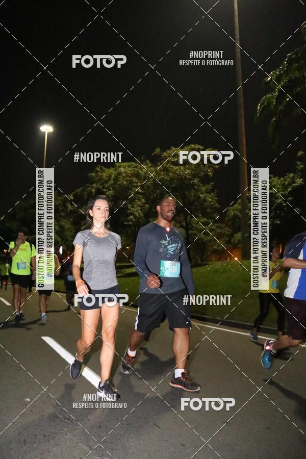 Buy your photos of the eventNight Run 2019 - Pop - Rio de Janeiro on Fotop