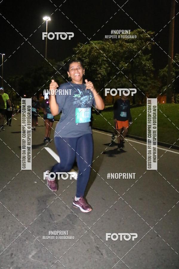 Buy your photos of the eventNight Run 2019 - Pop - Rio de Janeiro on Fotop