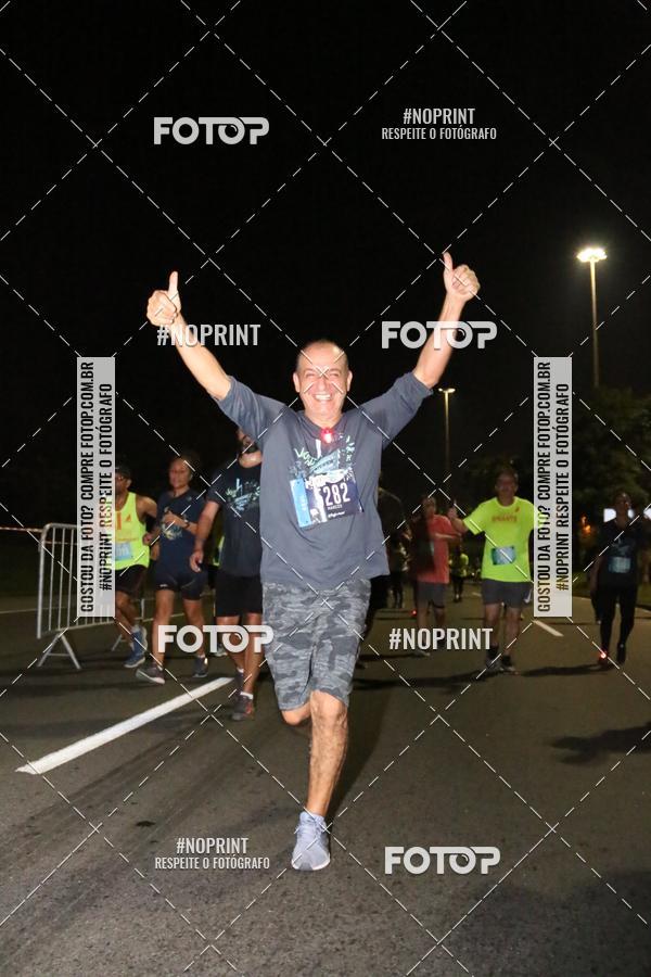 Buy your photos of the eventNight Run 2019 - Pop - Rio de Janeiro on Fotop