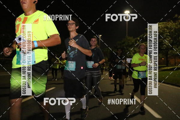 Buy your photos of the eventNight Run 2019 - Pop - Rio de Janeiro on Fotop