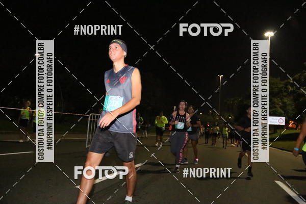 Buy your photos of the eventNight Run 2019 - Pop - Rio de Janeiro on Fotop