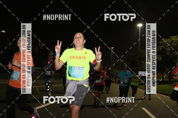 Buy your photos of the eventNight Run 2019 - Pop - Rio de Janeiro on Fotop