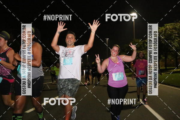 Buy your photos of the eventNight Run 2019 - Pop - Rio de Janeiro on Fotop