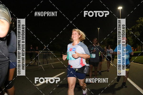 Buy your photos of the eventNight Run 2019 - Pop - Rio de Janeiro on Fotop