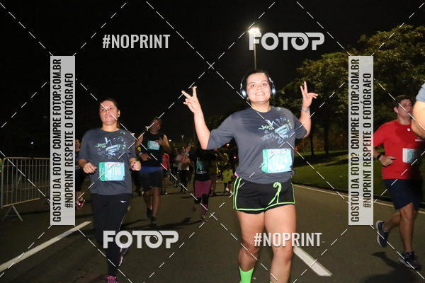 Buy your photos of the eventNight Run 2019 - Pop - Rio de Janeiro on Fotop