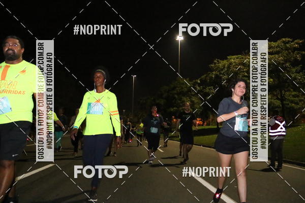 Buy your photos of the eventNight Run 2019 - Pop - Rio de Janeiro on Fotop