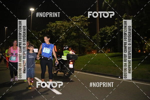 Buy your photos of the eventNight Run 2019 - Pop - Rio de Janeiro on Fotop