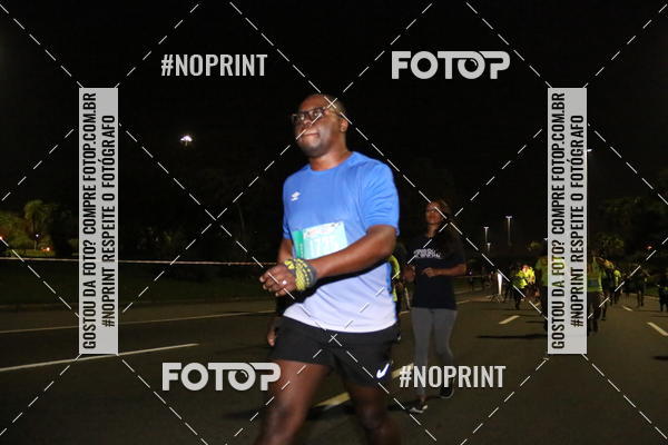 Buy your photos of the eventNight Run 2019 - Pop - Rio de Janeiro on Fotop