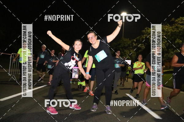 Buy your photos of the eventNight Run 2019 - Pop - Rio de Janeiro on Fotop