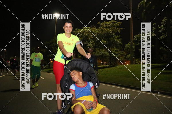 Buy your photos of the eventNight Run 2019 - Pop - Rio de Janeiro on Fotop