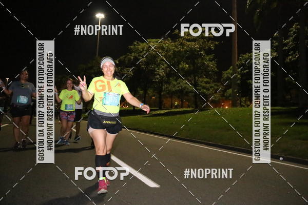 Buy your photos of the eventNight Run 2019 - Pop - Rio de Janeiro on Fotop