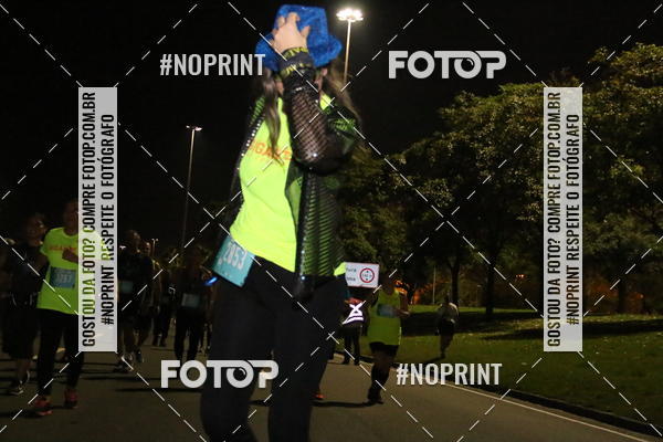 Buy your photos of the eventNight Run 2019 - Pop - Rio de Janeiro on Fotop