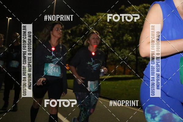 Buy your photos of the eventNight Run 2019 - Pop - Rio de Janeiro on Fotop