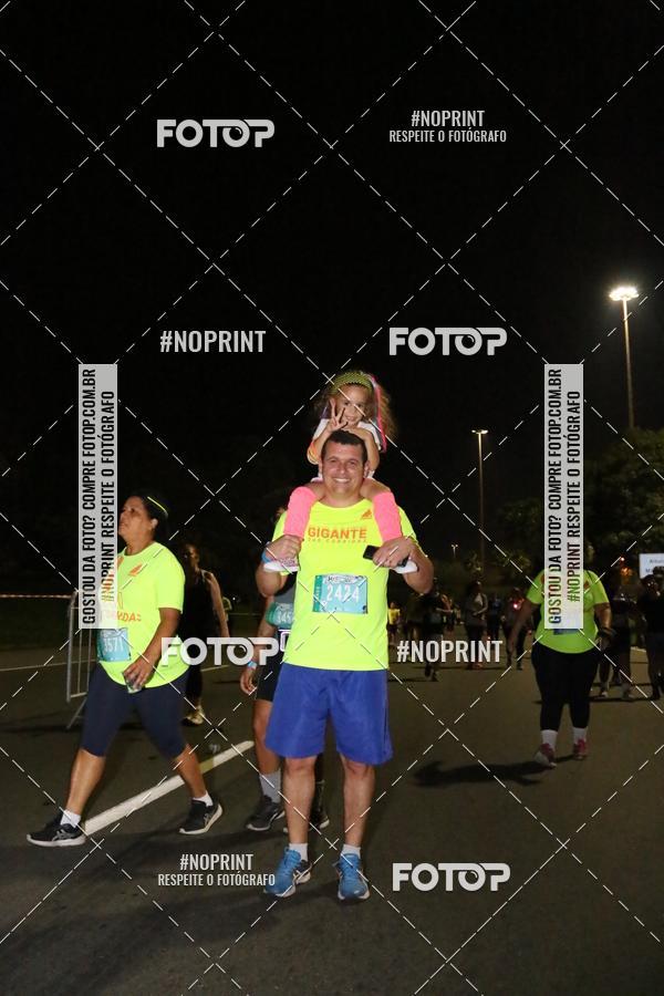 Buy your photos of the eventNight Run 2019 - Pop - Rio de Janeiro on Fotop
