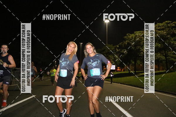 Buy your photos of the eventNight Run 2019 - Pop - Rio de Janeiro on Fotop