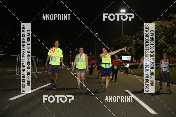 Buy your photos of the eventNight Run 2019 - Pop - Rio de Janeiro on Fotop