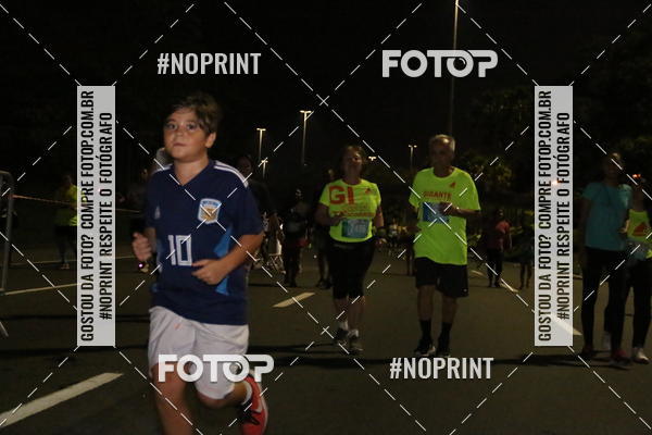 Buy your photos of the eventNight Run 2019 - Pop - Rio de Janeiro on Fotop