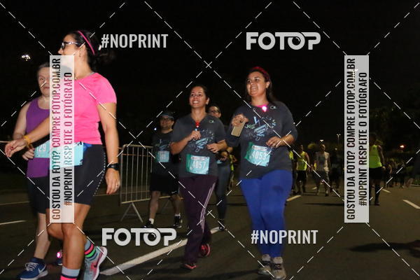 Buy your photos of the eventNight Run 2019 - Pop - Rio de Janeiro on Fotop