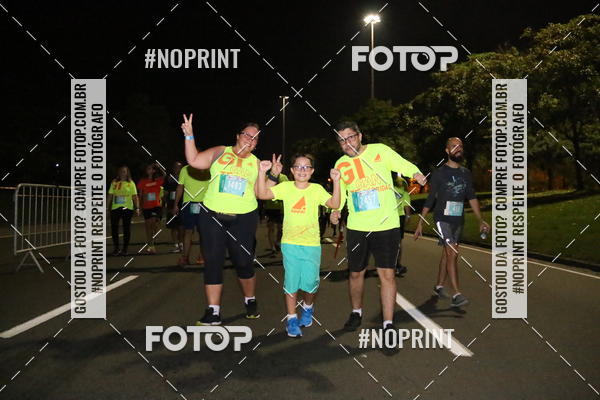 Buy your photos of the eventNight Run 2019 - Pop - Rio de Janeiro on Fotop