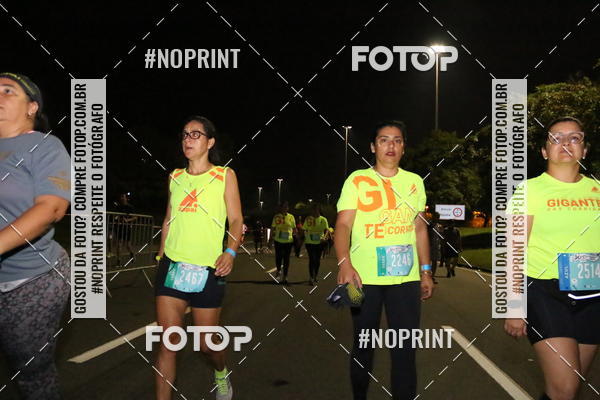 Buy your photos of the eventNight Run 2019 - Pop - Rio de Janeiro on Fotop