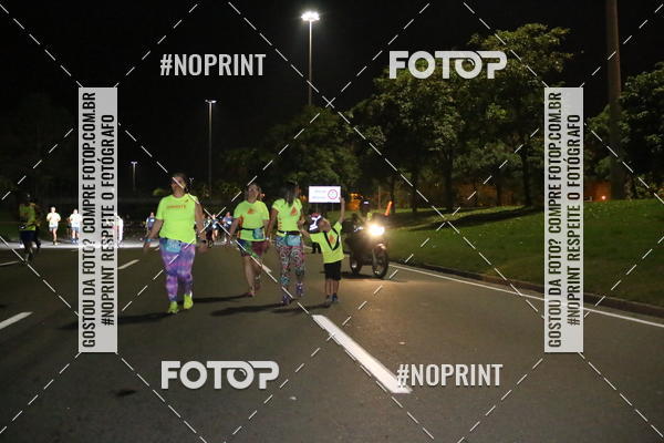 Buy your photos of the eventNight Run 2019 - Pop - Rio de Janeiro on Fotop