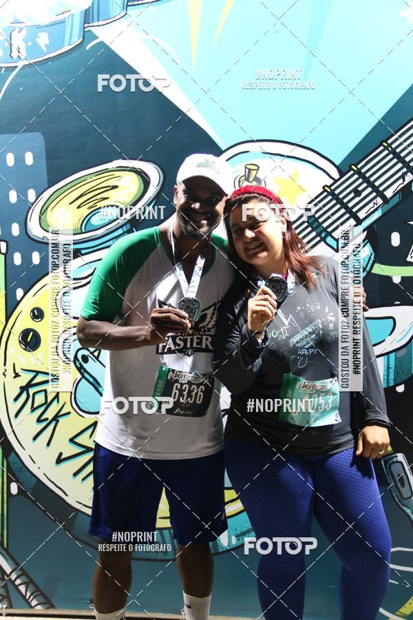 Buy your photos of the eventNight Run 2019 - Pop - Rio de Janeiro on Fotop