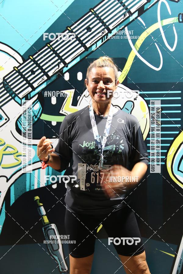 Buy your photos of the eventNight Run 2019 - Pop - Rio de Janeiro on Fotop