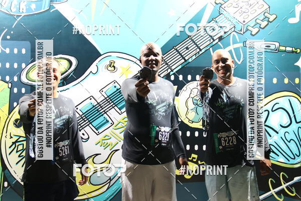 Buy your photos of the eventNight Run 2019 - Pop - Rio de Janeiro on Fotop
