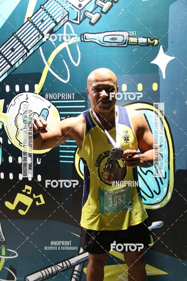 Buy your photos of the eventNight Run 2019 - Pop - Rio de Janeiro on Fotop
