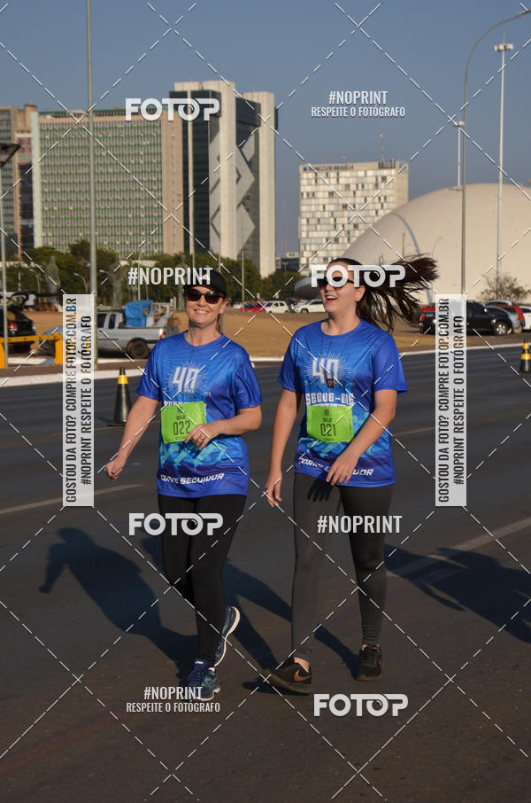 Compre as suas fotos do eventoCORRIDA CORRE SEGUIDOR SEGUE-ME 40 ANOS no Fotop