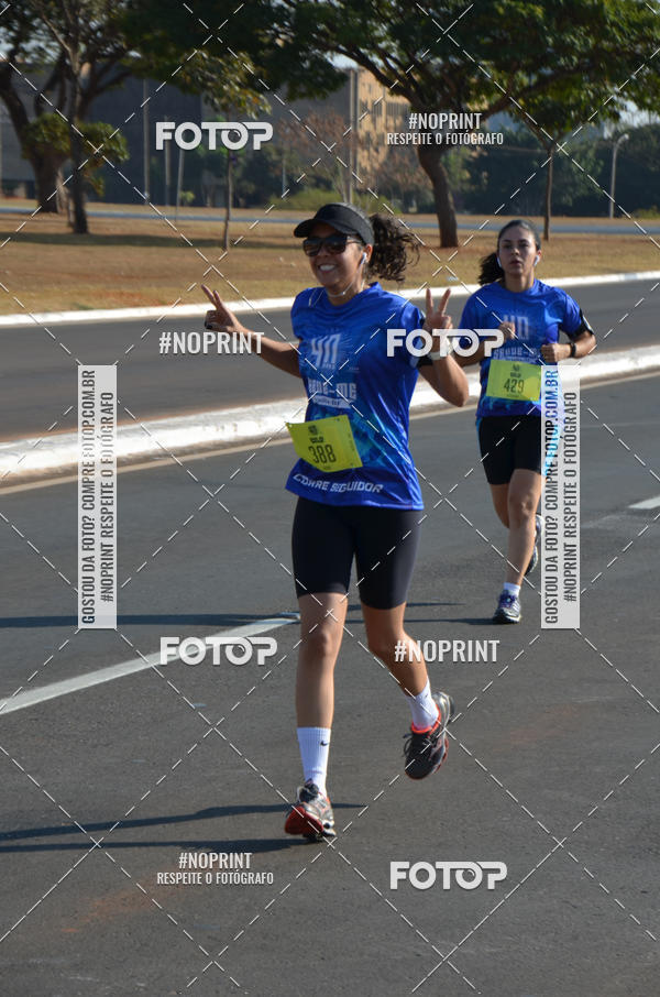 Achetez vos photos de l'�v�nementCORRIDA CORRE SEGUIDOR SEGUE-ME 40 ANOS sur Fotop