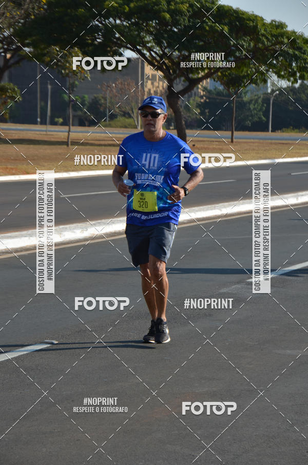 Achetez vos photos de l'�v�nementCORRIDA CORRE SEGUIDOR SEGUE-ME 40 ANOS sur Fotop