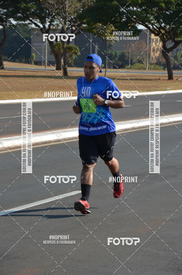 Achetez vos photos de l'�v�nementCORRIDA CORRE SEGUIDOR SEGUE-ME 40 ANOS sur Fotop