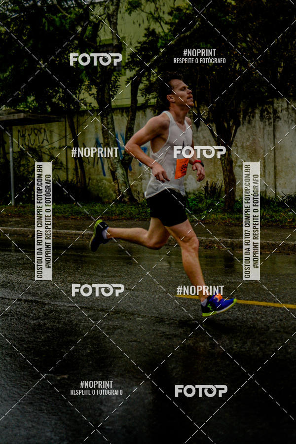 Buy your photos of the eventMEIA MARATONA DE PINHAIS UNINTER 2019 on Fotop