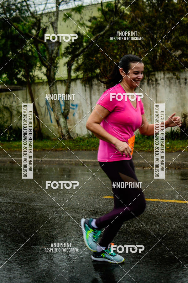 Buy your photos of the eventMEIA MARATONA DE PINHAIS UNINTER 2019 on Fotop