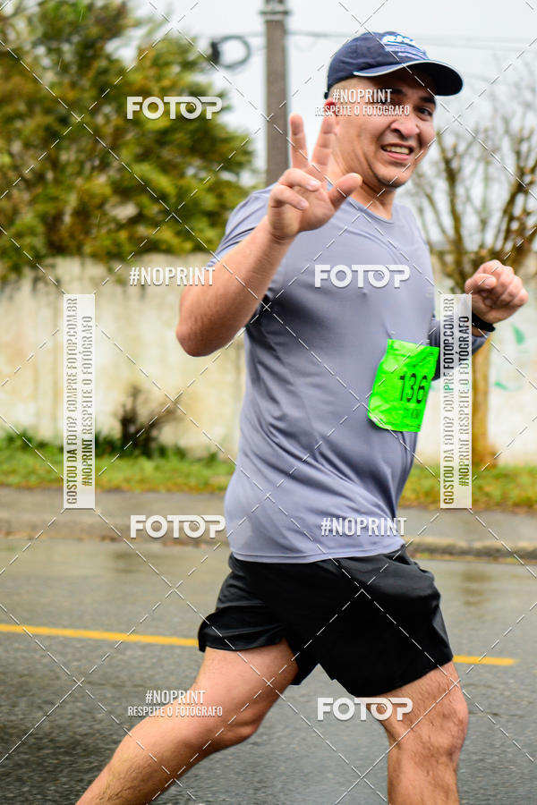 Buy your photos of the eventMEIA MARATONA DE PINHAIS UNINTER 2019 on Fotop