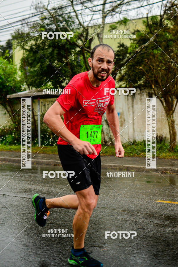 Buy your photos of the eventMEIA MARATONA DE PINHAIS UNINTER 2019 on Fotop
