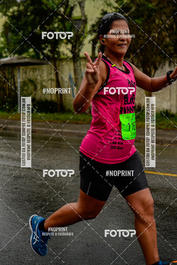 Buy your photos of the eventMEIA MARATONA DE PINHAIS UNINTER 2019 on Fotop