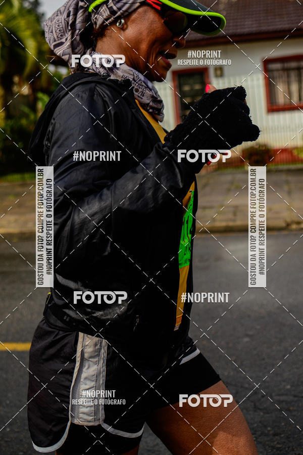 Buy your photos of the eventMEIA MARATONA DE PINHAIS UNINTER 2019 on Fotop