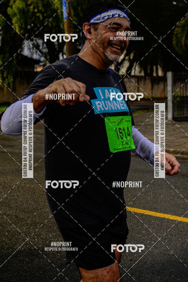 Buy your photos of the eventMEIA MARATONA DE PINHAIS UNINTER 2019 on Fotop