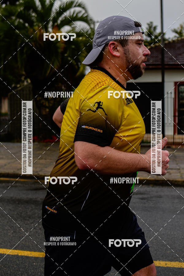 Buy your photos of the eventMEIA MARATONA DE PINHAIS UNINTER 2019 on Fotop