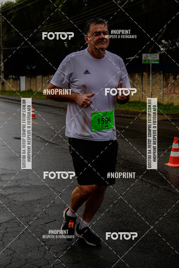 Buy your photos of the eventMEIA MARATONA DE PINHAIS UNINTER 2019 on Fotop