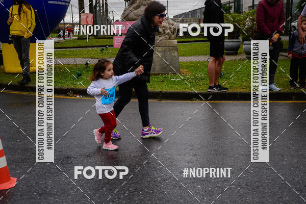 Buy your photos of the eventMEIA MARATONA DE PINHAIS UNINTER 2019 on Fotop