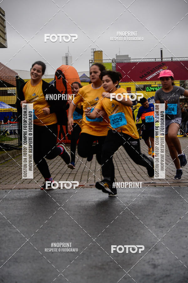 Buy your photos of the eventMEIA MARATONA DE PINHAIS UNINTER 2019 on Fotop