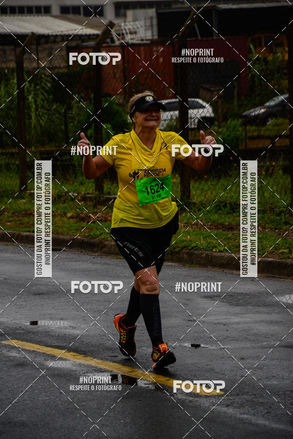 Buy your photos of the eventMEIA MARATONA DE PINHAIS UNINTER 2019 on Fotop