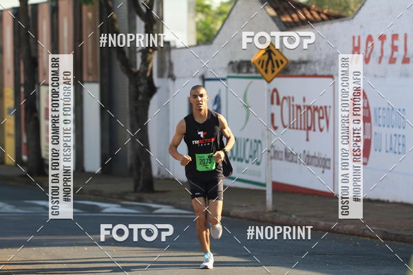 Buy your photos of the eventCorrida Unimed Botucatu on Fotop