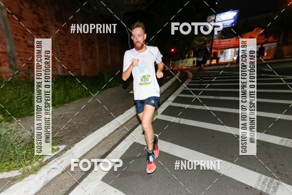 Buy your photos of the eventItu Night Run on Fotop