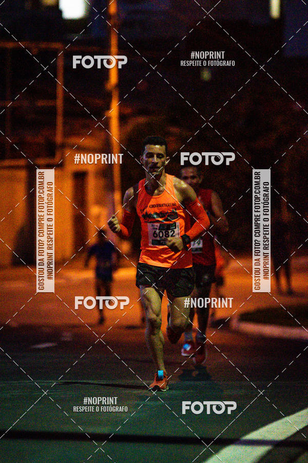 Buy your photos of the eventItu Night Run on Fotop